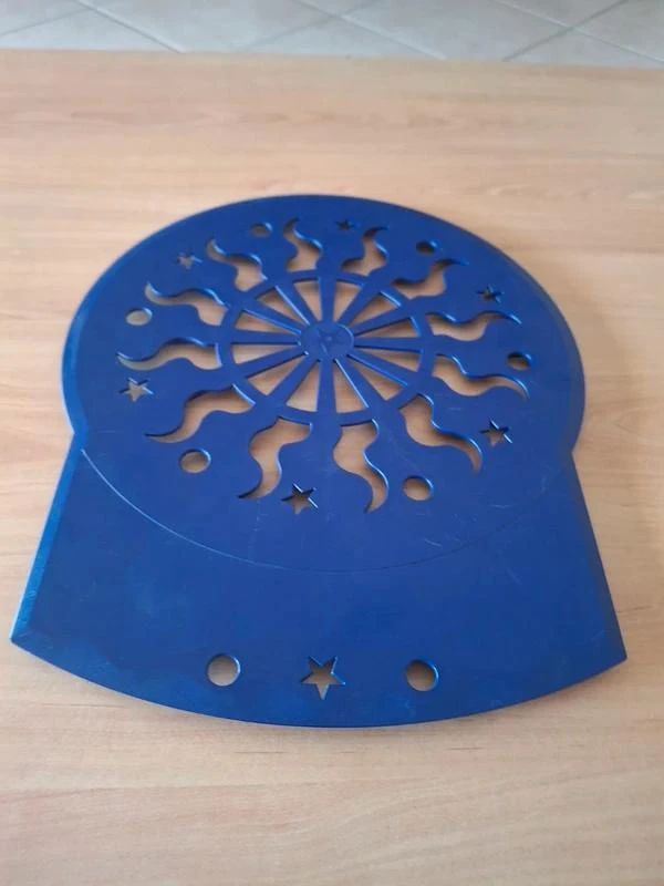 Pochoir et découpeur de tarte